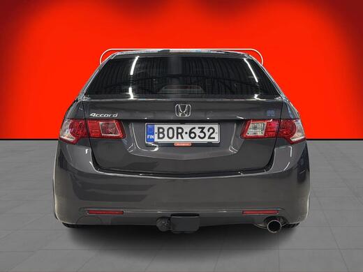 Honda Accord vaihtoauto