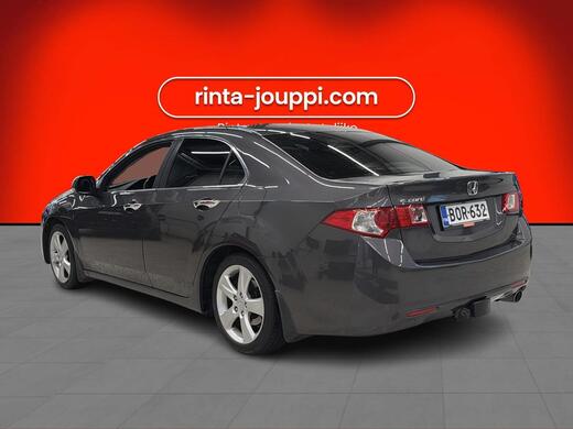 Honda Accord vaihtoauto