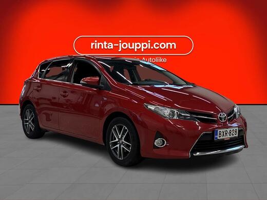 Toyota Auris vaihtoauto