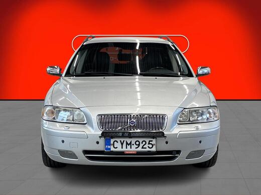 Volvo V70 vaihtoauto