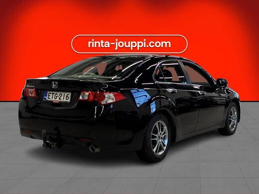 Honda Accord vaihtoauto