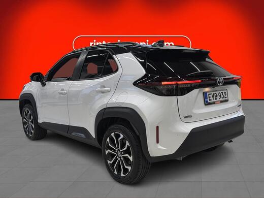Toyota Yaris Cross vaihtoauto