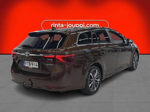 Toyota Avensis vaihtoauto