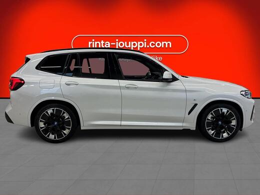 BMW iX3 vaihtoauto