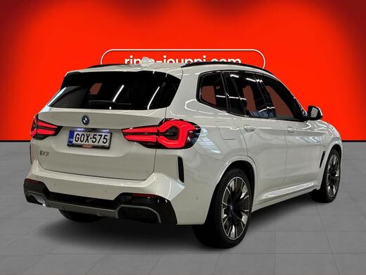 BMW iX3 vaihtoauto