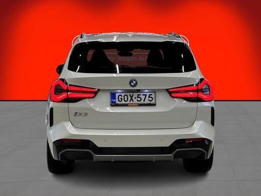 BMW iX3 vaihtoauto