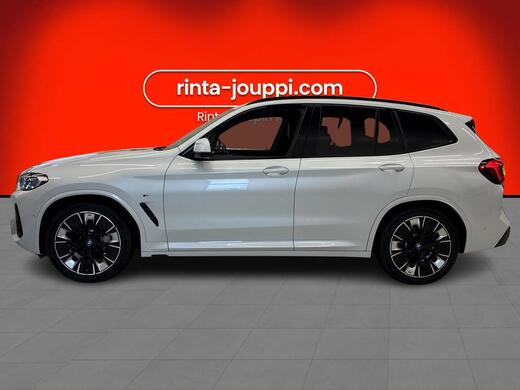 BMW iX3 vaihtoauto