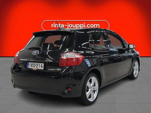 Toyota Auris vaihtoauto