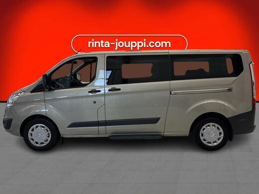 Ford Tourneo Custom vaihtoauto