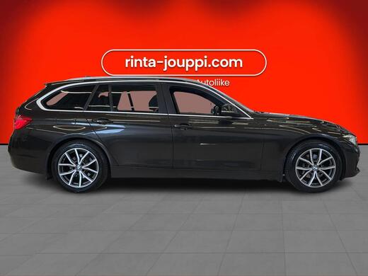 BMW 320 vaihtoauto