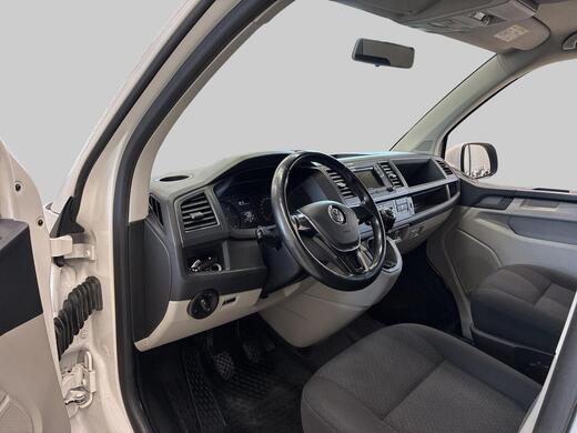 Volkswagen Caravelle vaihtoauto