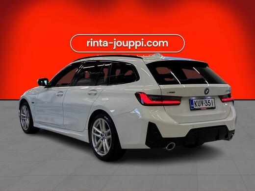 BMW 330 vaihtoauto