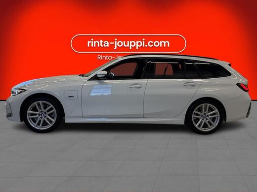 BMW 330 vaihtoauto