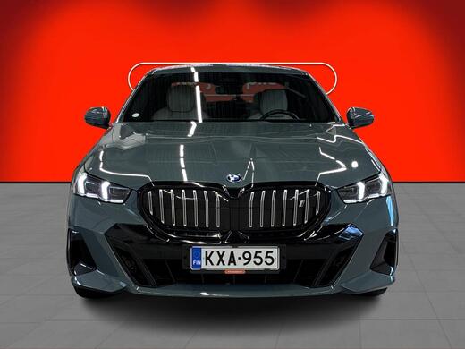 BMW i5 vaihtoauto