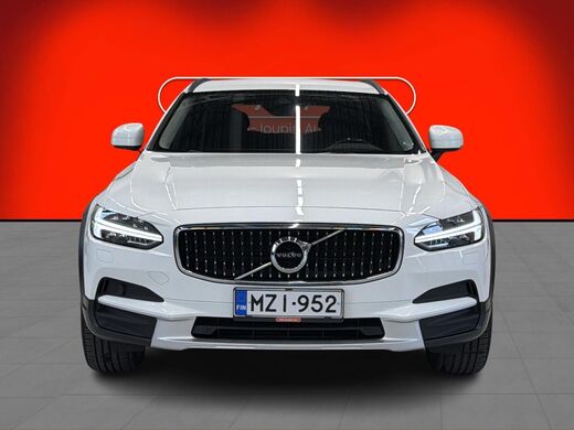 Volvo V90 Cross Country vaihtoauto