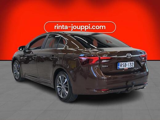 Toyota Avensis vaihtoauto