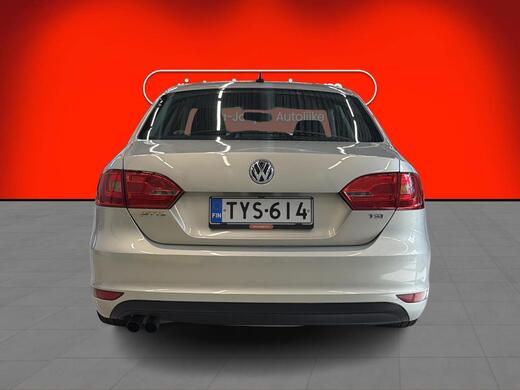 Volkswagen Jetta vaihtoauto