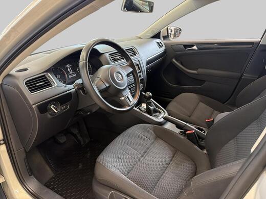 Volkswagen Jetta vaihtoauto