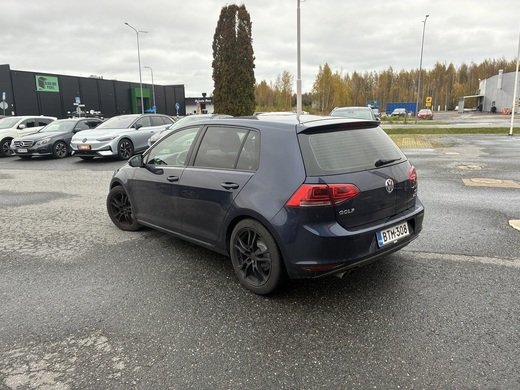 Volkswagen Golf vaihtoauto