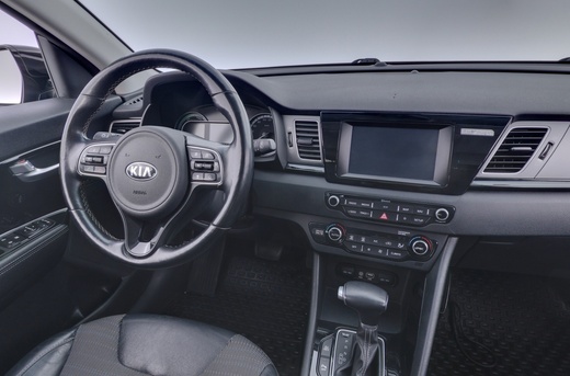 Kia Niro vaihtoauto