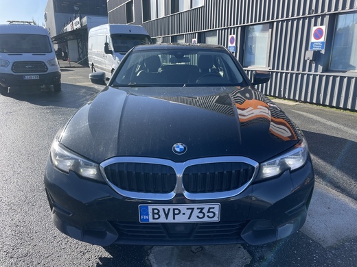BMW 320 vaihtoauto