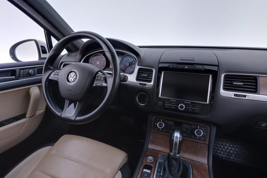 Volkswagen Touareg vaihtoauto