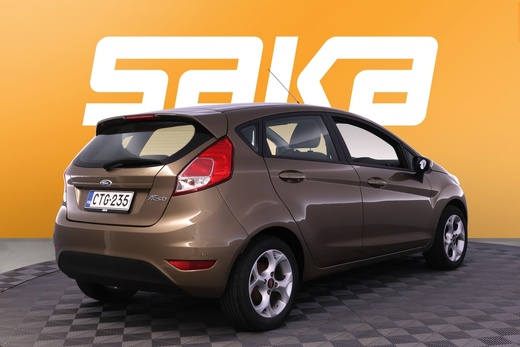 Ford Fiesta vaihtoauto