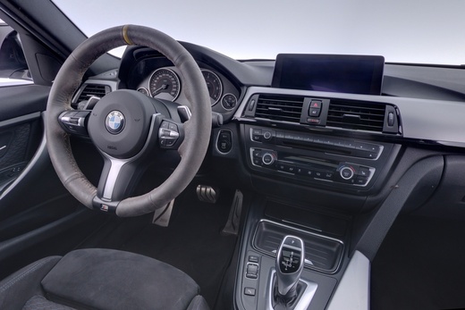 BMW 330 vaihtoauto