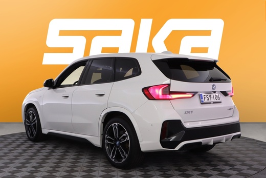BMW iX1 vaihtoauto