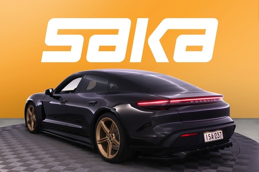 Porsche Taycan vaihtoauto
