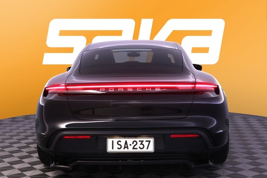 Porsche Taycan vaihtoauto