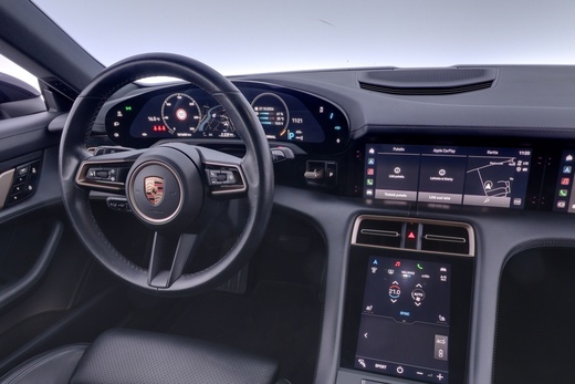 Porsche Taycan vaihtoauto
