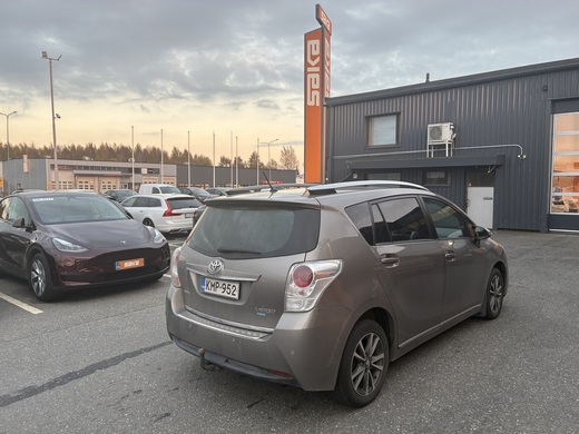 Toyota Verso vaihtoauto
