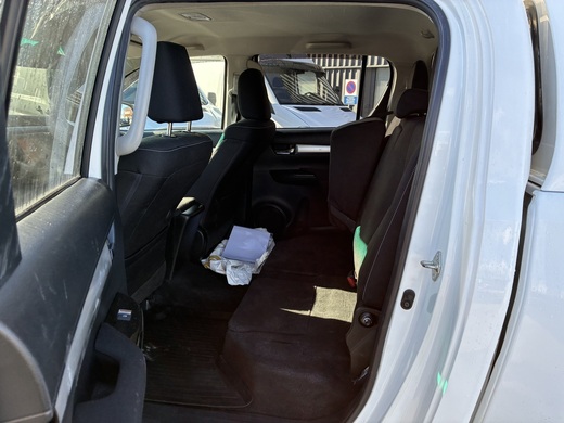 Toyota Hilux vaihtoauto