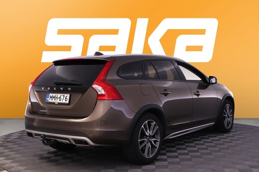 Volvo V60 Cross Country vaihtoauto