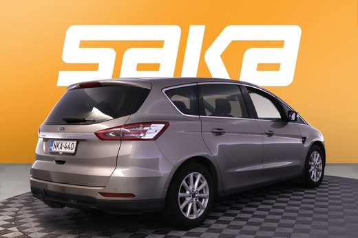 Ford S-MAX vaihtoauto