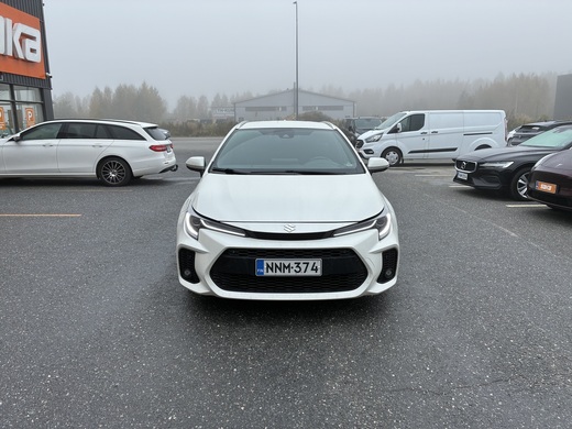 Suzuki Swace vaihtoauto