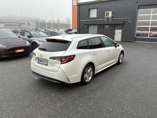 Suzuki Swace vaihtoauto
