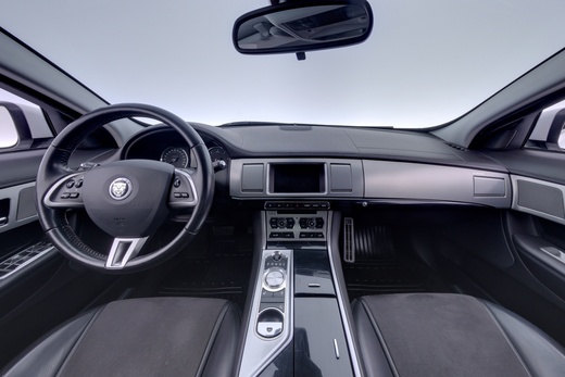 Jaguar XF vaihtoauto