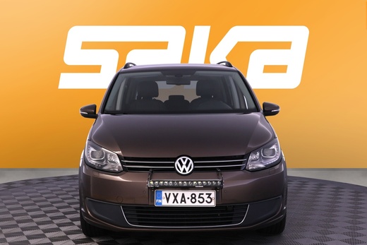 Volkswagen Touran vaihtoauto