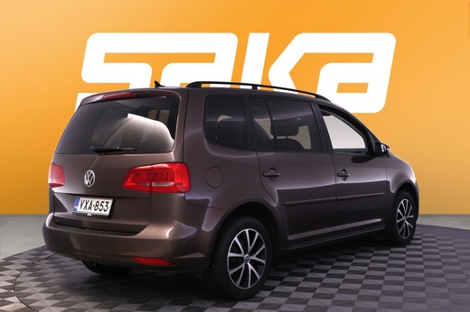 Volkswagen Touran vaihtoauto