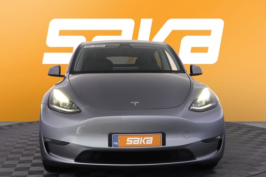 Tesla Model Y vaihtoauto