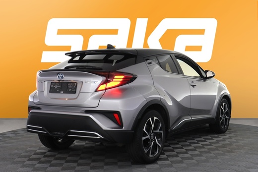 Toyota C-HR vaihtoauto