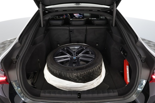 BMW i4 vaihtoauto