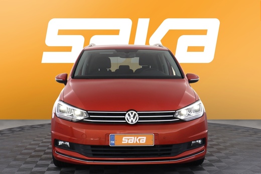 Volkswagen Touran vaihtoauto