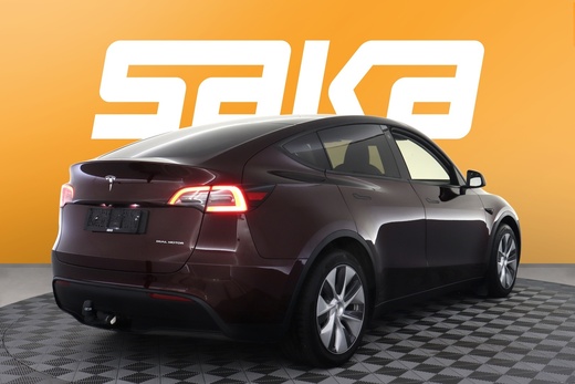 Tesla Model Y vaihtoauto