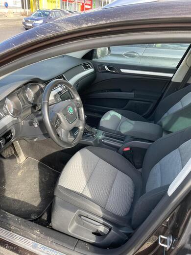 Skoda Superb vaihtoauto