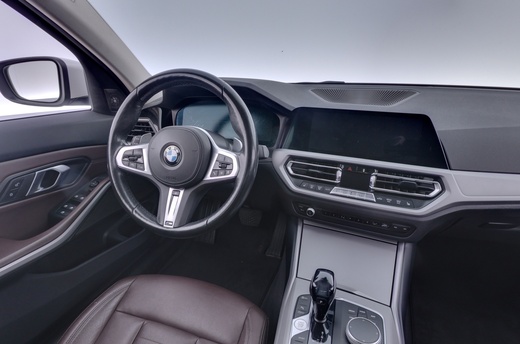 BMW 320 vaihtoauto