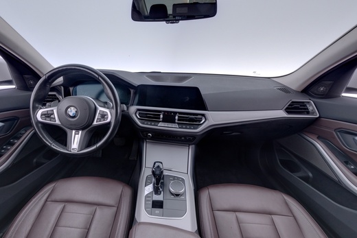 BMW 320 vaihtoauto