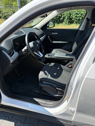 BMW iX1 vaihtoauto